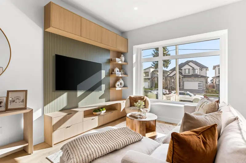 102 16775 21 AVENUE - photo 1 of 25