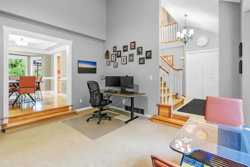 18871 60B AVENUE - photo 3 of 30