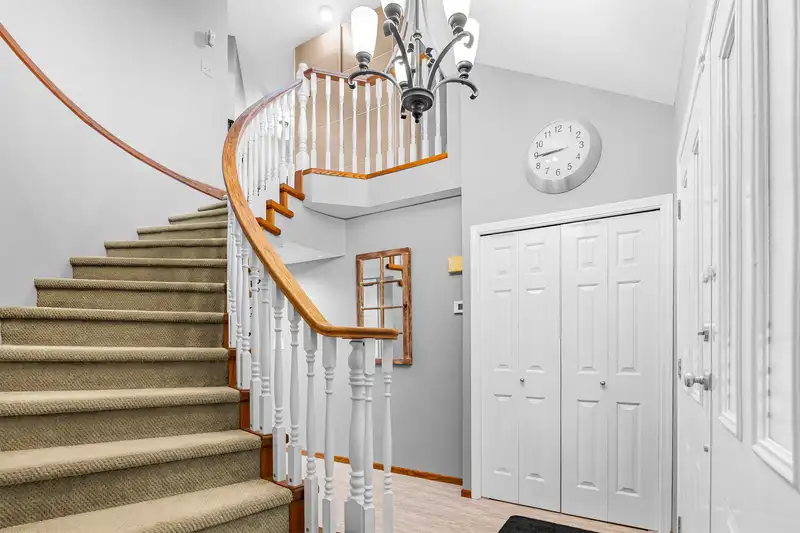 18871 60B AVENUE - photo 4 of 30