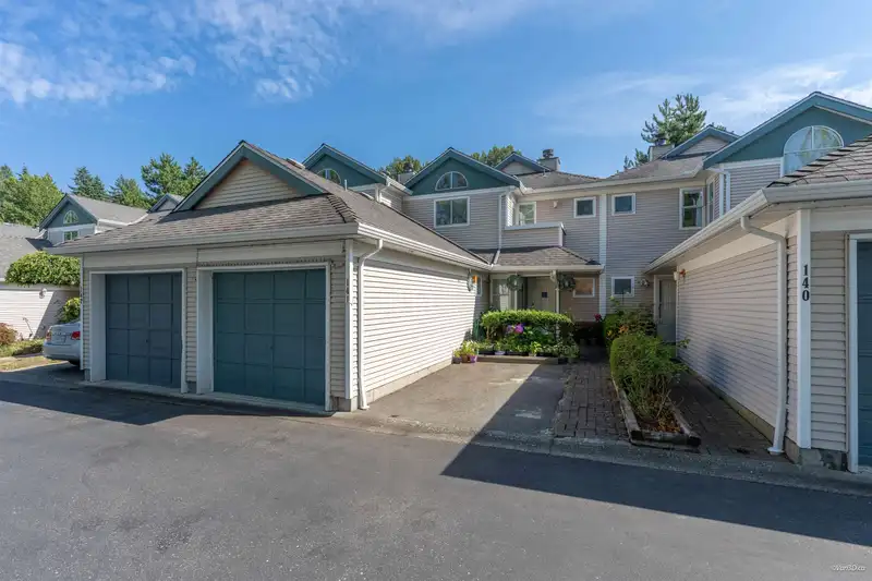 141 14154 103 AVENUE - photo 2 of 25