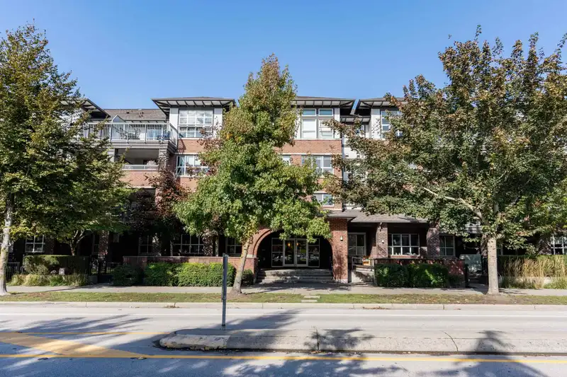 309 18755 68 AVENUE - photo 1 of 31