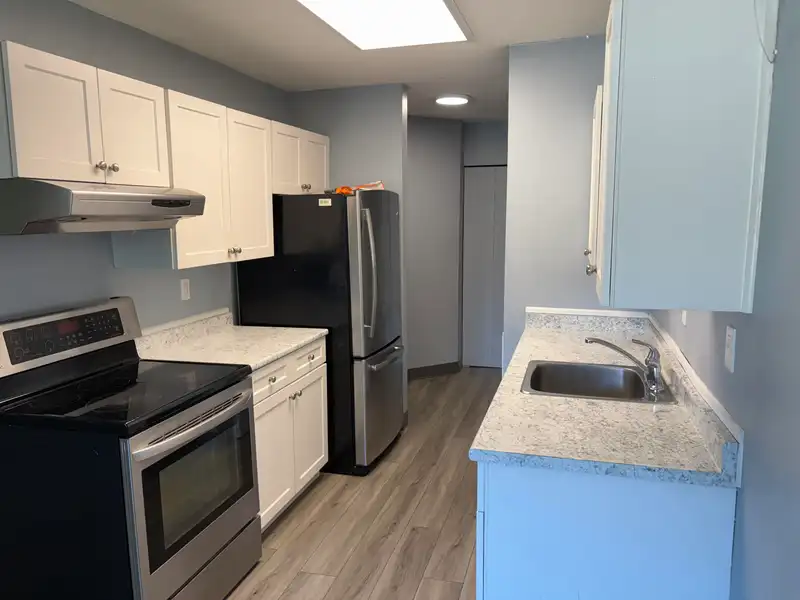 206 9682 134 STREET - photo 1 of 10