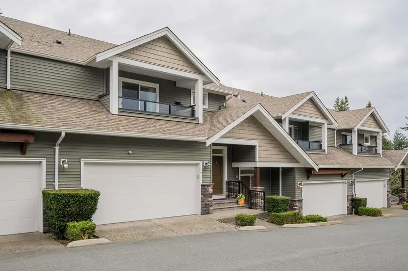 9 34130 OLD YALE ROAD - photo 2 of 25