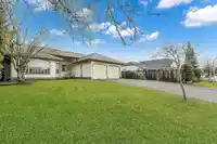 18589 62 AVENUE - thumbnail 2