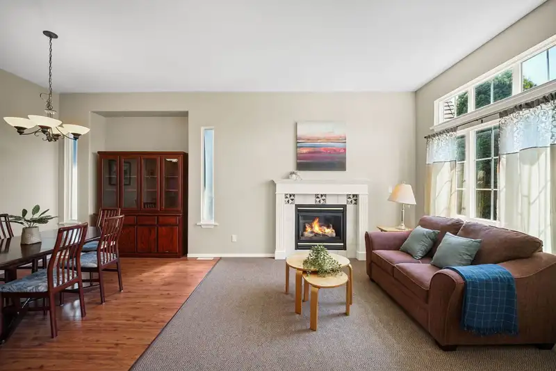 18361 66 AVENUE - photo 3 of 35