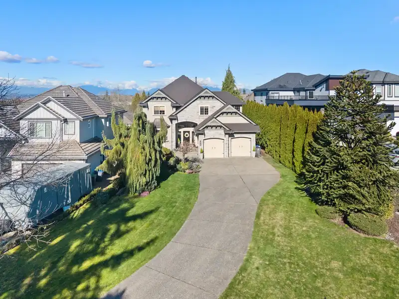 18265 CLAYTONHILL DRIVE - photo 1 of 40