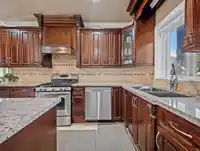 6050 130A STREET - thumbnail 13