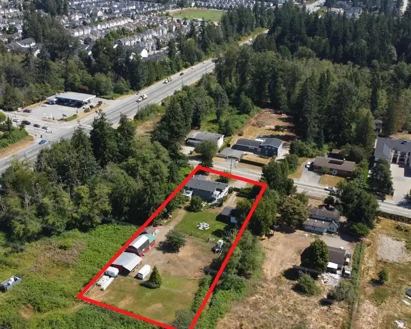 5747 128 STREET - photo 4 of 36