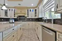 7033 129A STREET - thumbnail 22