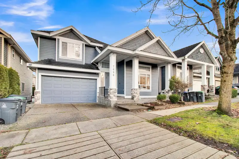 7690 146A STREET - photo 2 of 30