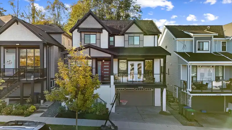 14938 63 AVENUE - photo 1 of 36