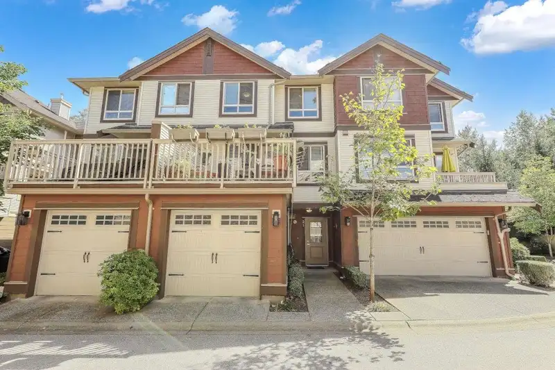 21 19560 68 AVENUE - photo 1 of 40
