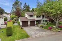 8469 153A STREET - thumbnail 4