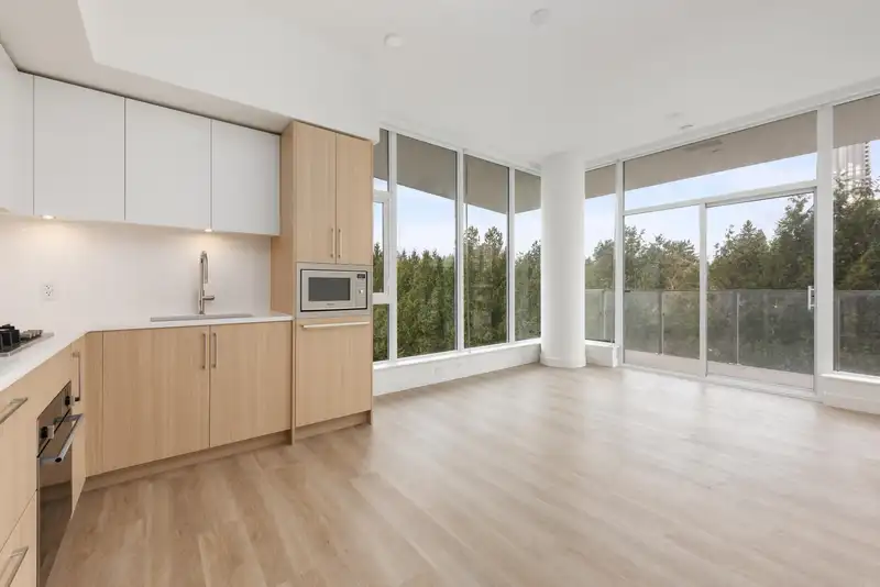 209 9675 KING GEORGE BOULEVARD - photo 2 of 37