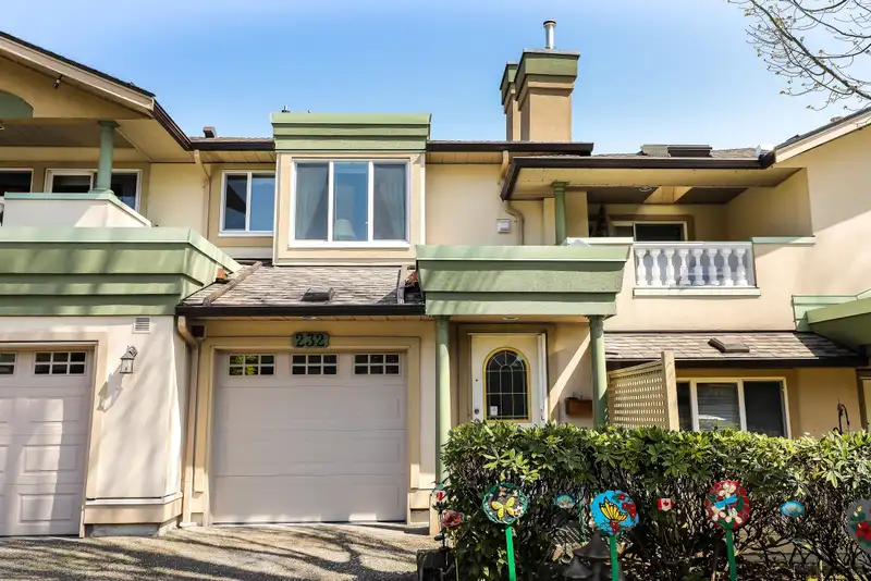 232 13888 70 AVENUE - photo 1 of 36