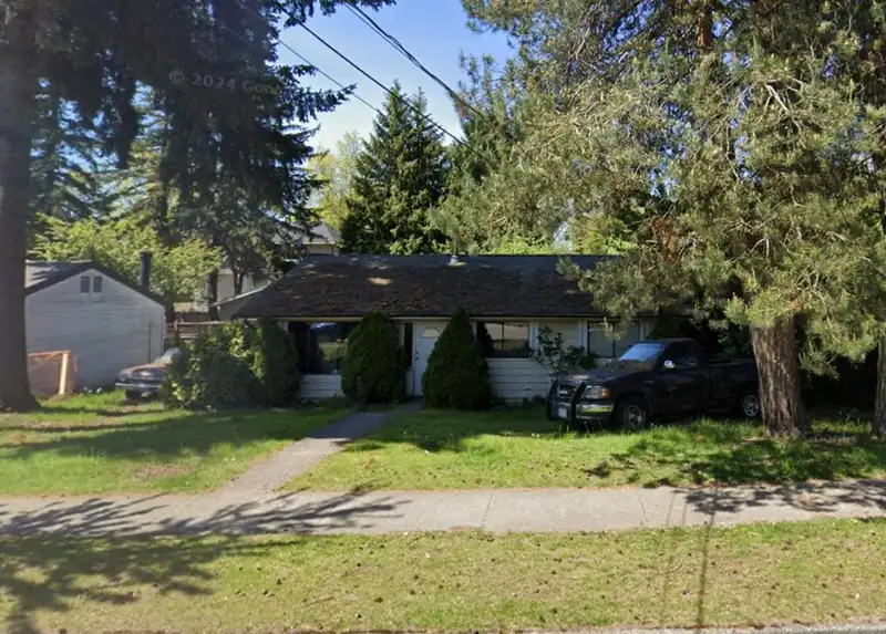 10153 144 STREET - photo 3 of 3