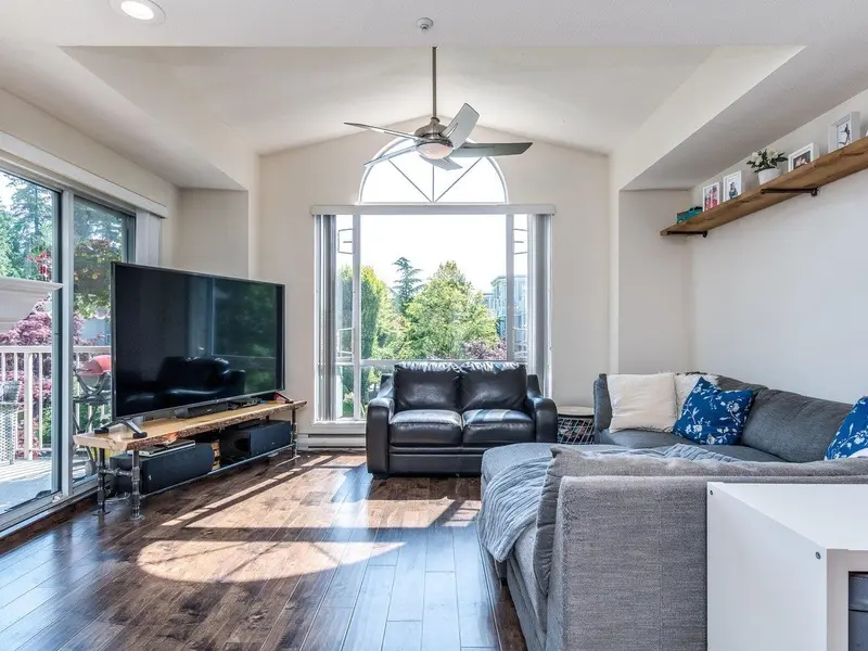 309 19122 122 AVENUE - photo 1 of 23