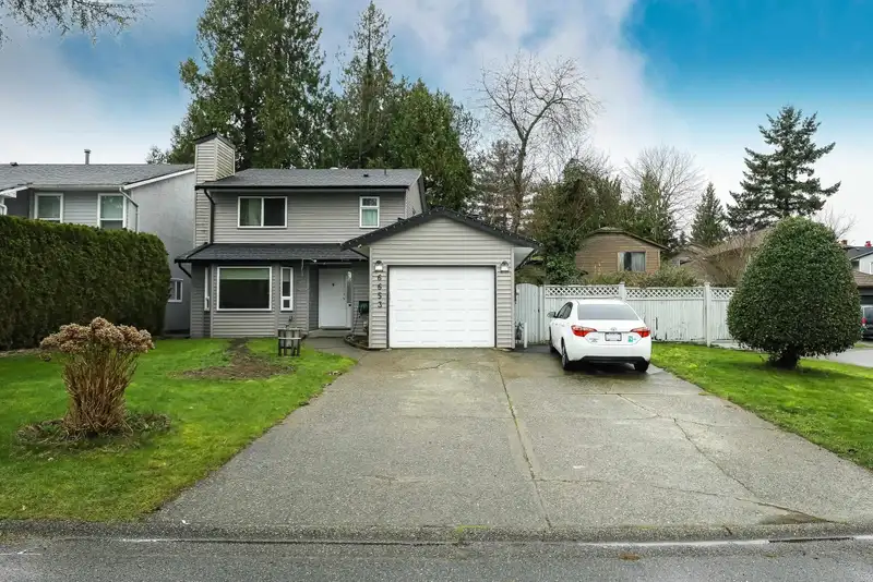 6653 130A STREET - photo 3 of 40