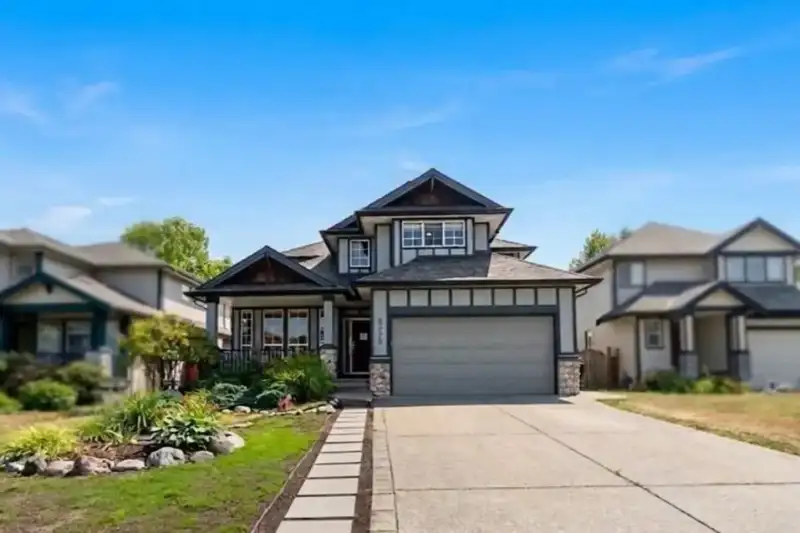 6228 167 STREET - photo 1 of 34