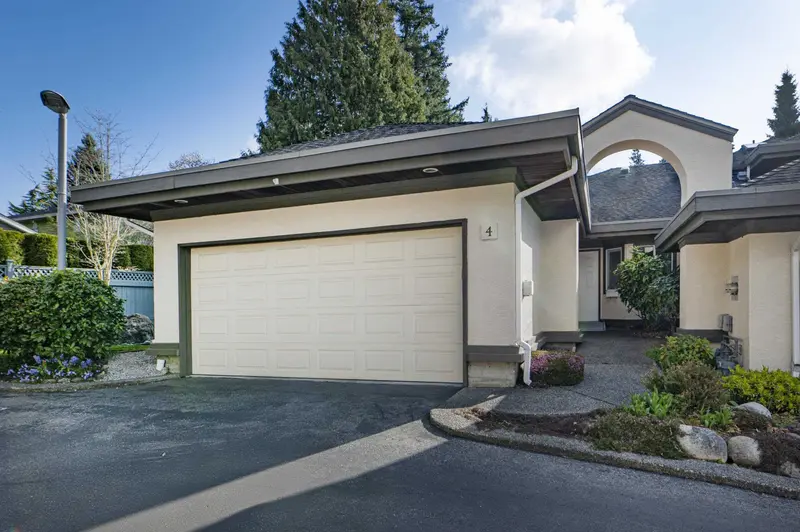 4 12981 17 AVENUE - photo 1 of 25