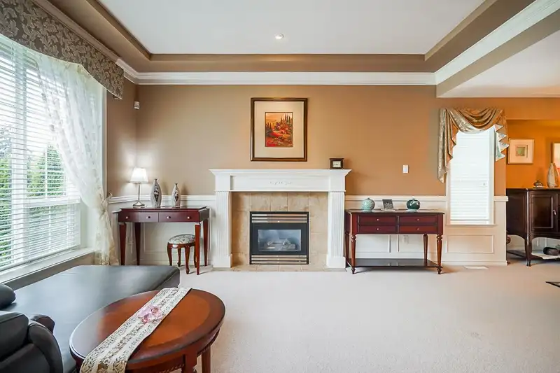 16766 108A AVENUE - photo 3 of 25