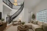 12110 101B AVENUE - thumbnail 5