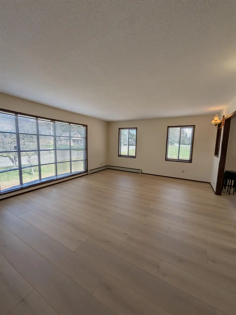 31286 KING ROAD - photo 4 of 25