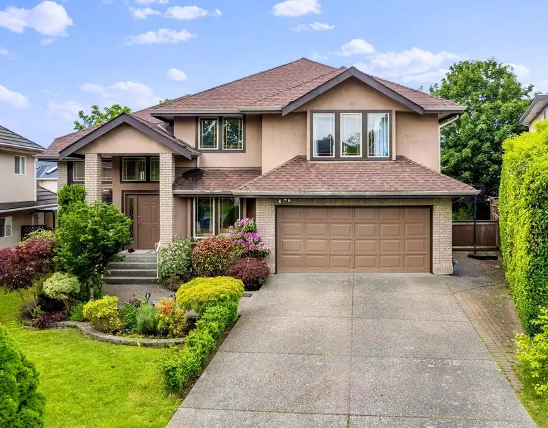 8367 153A STREET - photo 1 of 29