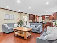 8367 153A STREET - thumbnail 3