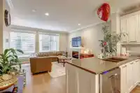 3 6378 142 STREET - thumbnail 11