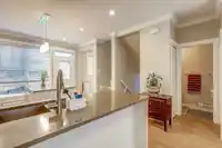 3 6378 142 STREET - thumbnail 9