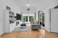 424 10180 153 STREET - thumbnail 2