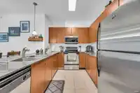 424 10180 153 STREET - thumbnail 12