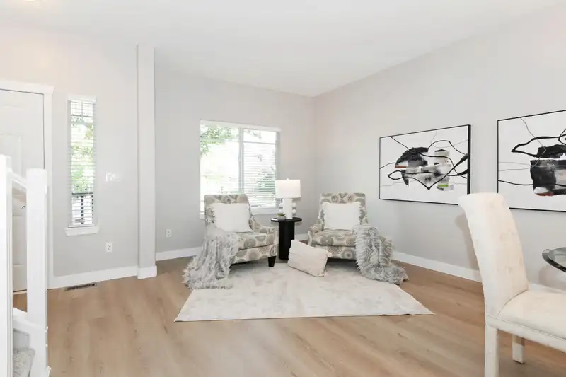 16648 60 AVENUE - photo 4 of 29