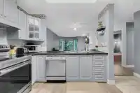 218 15150 108 AVENUE - thumbnail 7