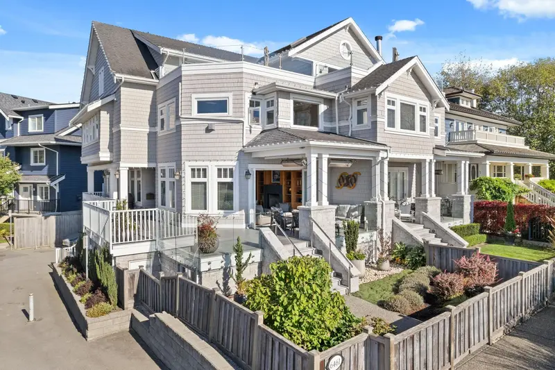 6461 DYKE ROAD - photo 3 of 25