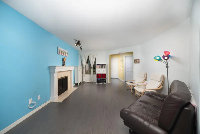 1931 WESTVIEW DRIVE - photo 2 of 25