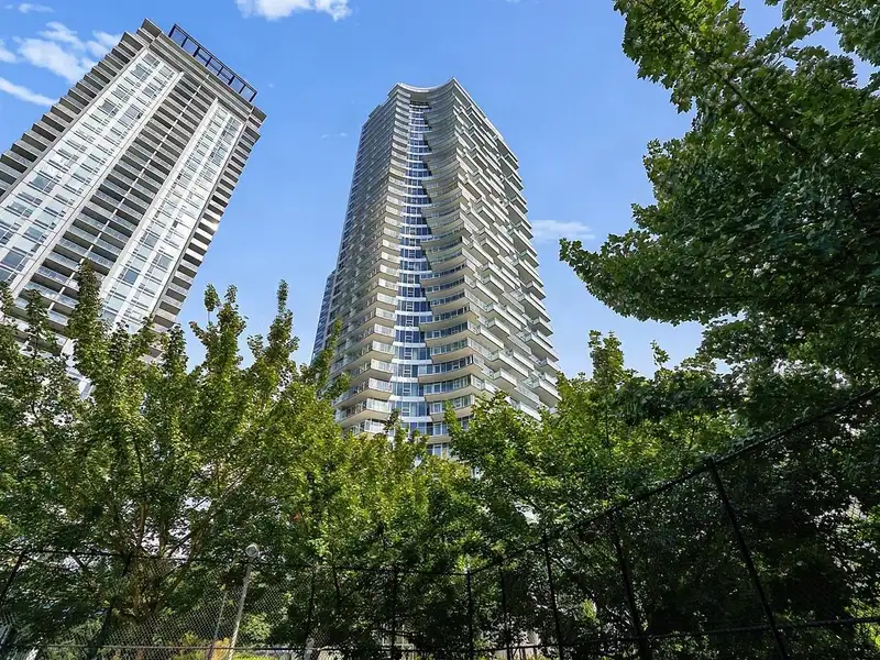 3108 13768 100 AVENUE - photo 2 of 40