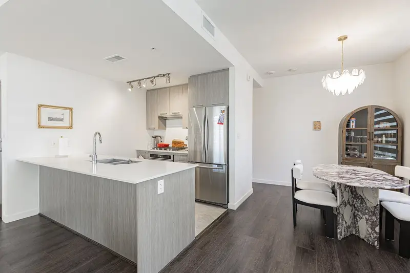 10 7708 ALDERBRIDGE WAY - photo 3 of 25