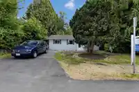 18460 74 AVENUE - thumbnail 2