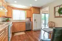 6154 171A STREET - thumbnail 8
