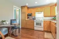6154 171A STREET - thumbnail 9