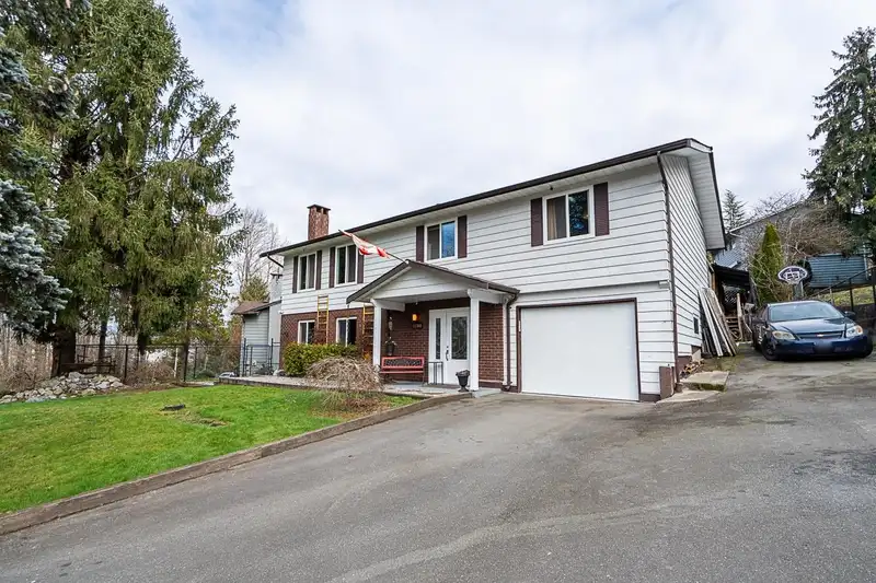 11368 ALPEN PLACE - photo 2 of 38