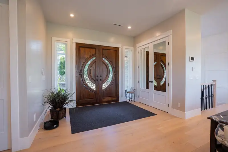12528 52A AVENUE - photo 4 of 40