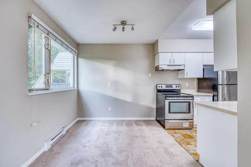 311 15288 100 AVENUE - photo 4 of 14