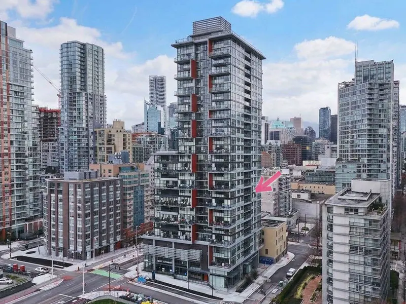 908 1325 ROLSTON STREET - photo 3 of 22