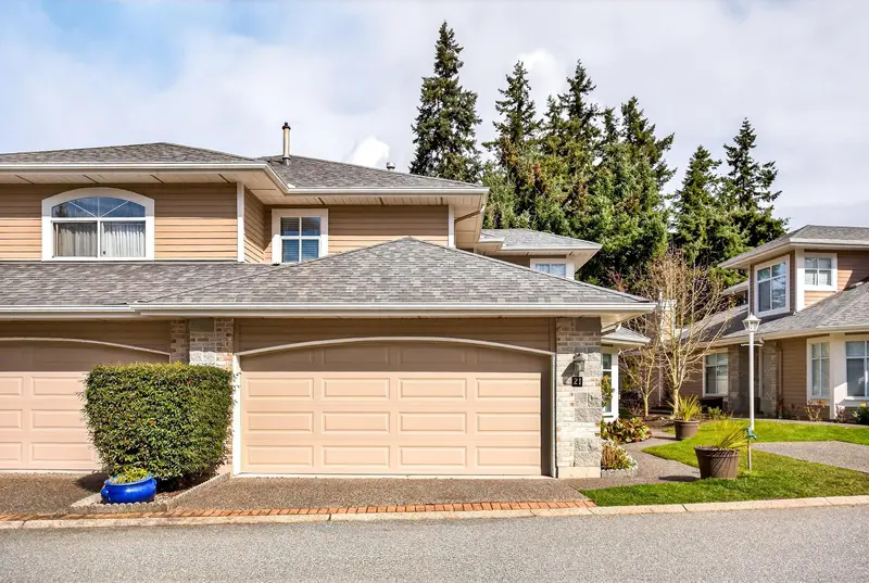 21 15273 24 AVENUE - photo 2 of 25