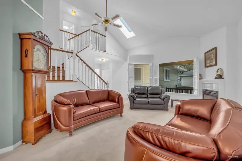 6833 NICHOLSON ROAD - photo 3 of 25